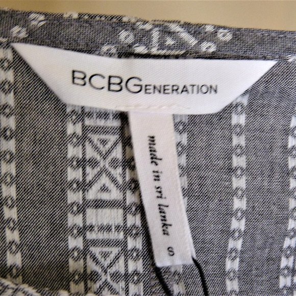 BCBGeneration Long Striped Embroidered Vest - Picture 4 of 6